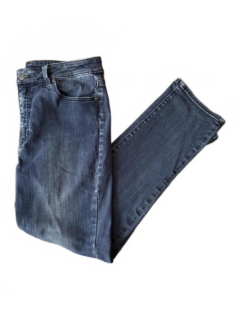 Talbots Flawless Women's Denim Jeans Size 12P High Rise Straight Leg Streetwear